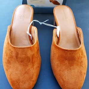 Women's Cognac colored Sandles Size 6W